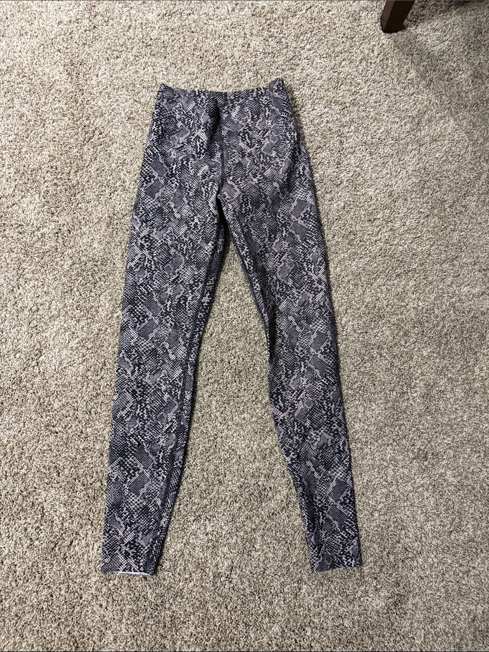 Glow up lululemon athletica Snake-Print High-Rise Leggings in Black, pink, gray